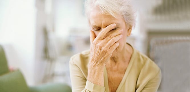 Вы сейчас просматриваете Болезнь Альцгеймера: причины, симптомы, лечение и профилактика