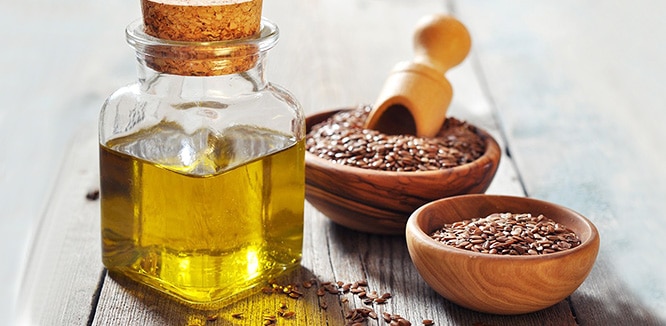 You are currently viewing Flaxseed and oil: Uses, benefits, recipes and side effects