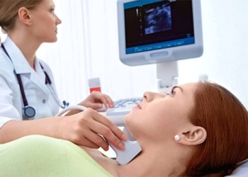 Schilddrüsenüberfunktion: Ursachen, Symptome und Behandlung