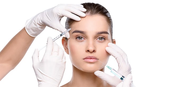 You are currently viewing What is Botox? Why and how it is applied? Is it dangerous?
