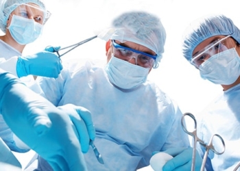 Бариатрическая хирургия: преимущества и побочные эффекты